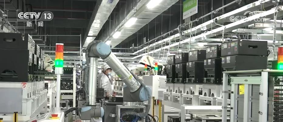 投資結構優化引領新基建浪潮 5G、數據中心等信息類新型基礎設施投資增長13.1%的技術服務驅動力